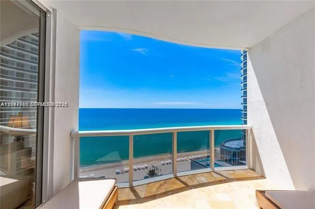 16001 Collins Ave #1106 Sunny Isles Beach, FL 33160