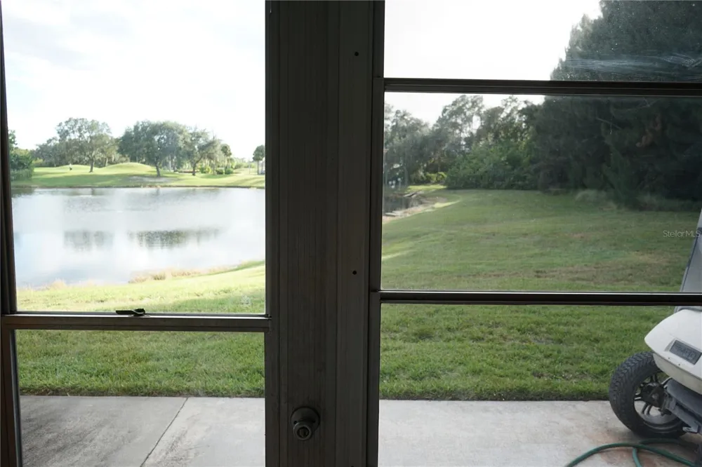 424 LAKE POINT COURT #5A Sun City Center, FL 33573