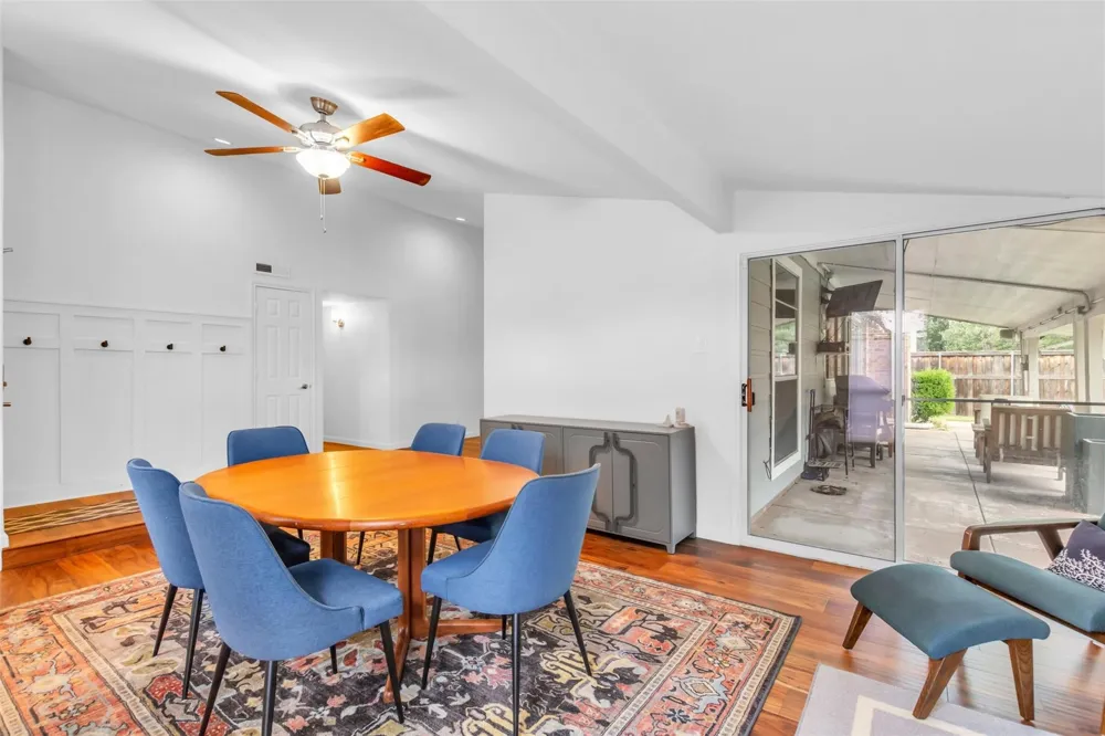 1901 Paxton Drive Carrollton, TX 75007