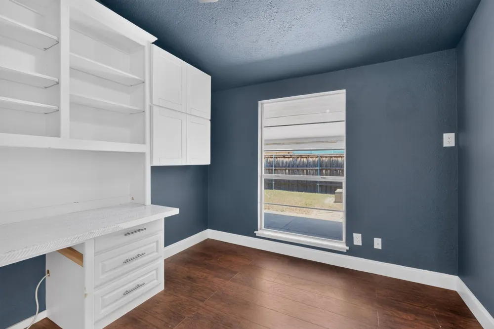 1901 Paxton Drive Carrollton, TX 75007