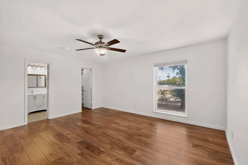 1901 Paxton Drive Carrollton, TX 75007