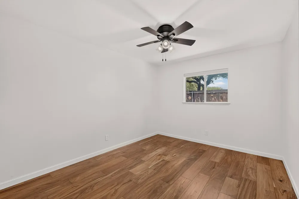1901 Paxton Drive Carrollton, TX 75007
