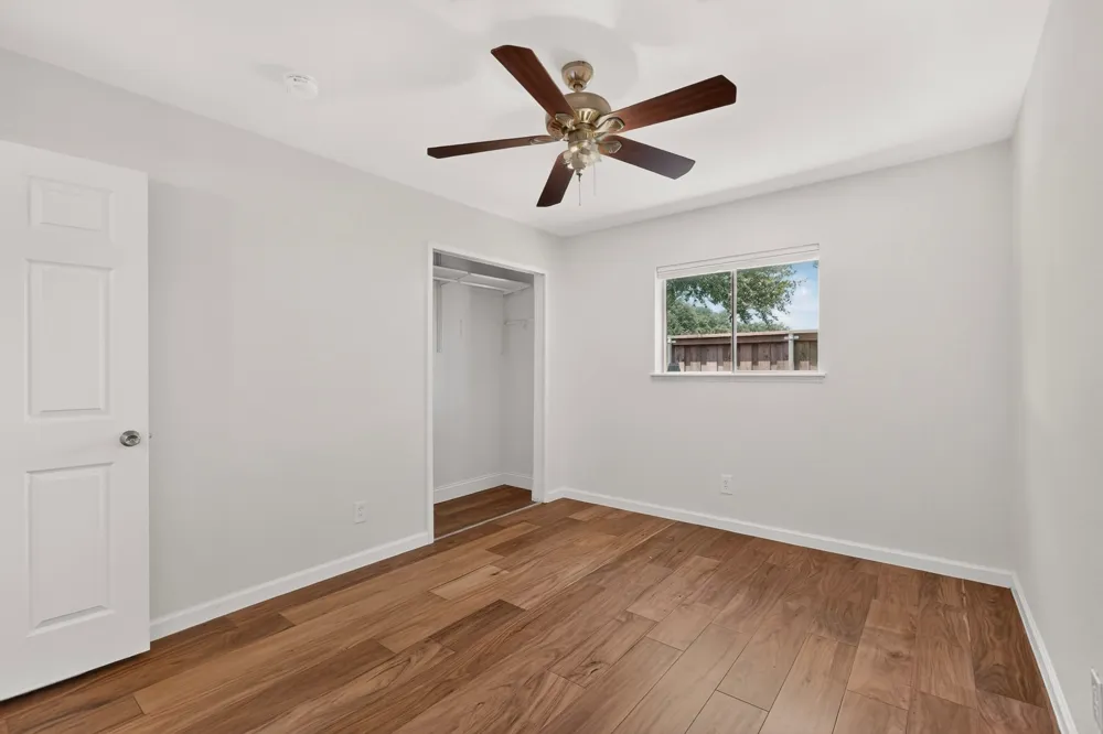 1901 Paxton Drive Carrollton, TX 75007