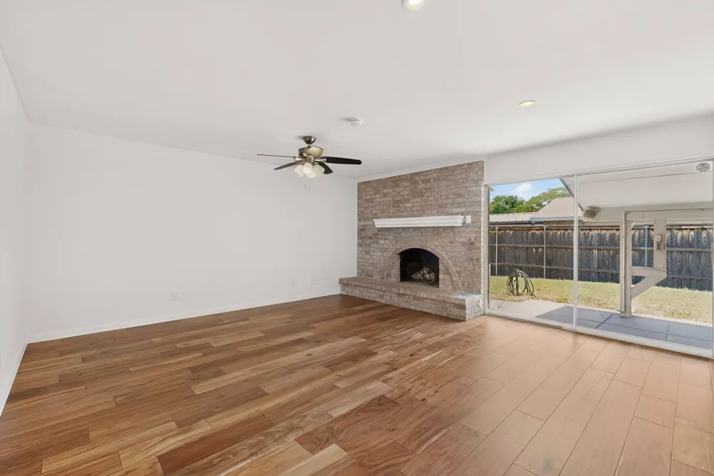 1901 Paxton Drive Carrollton, TX 75007
