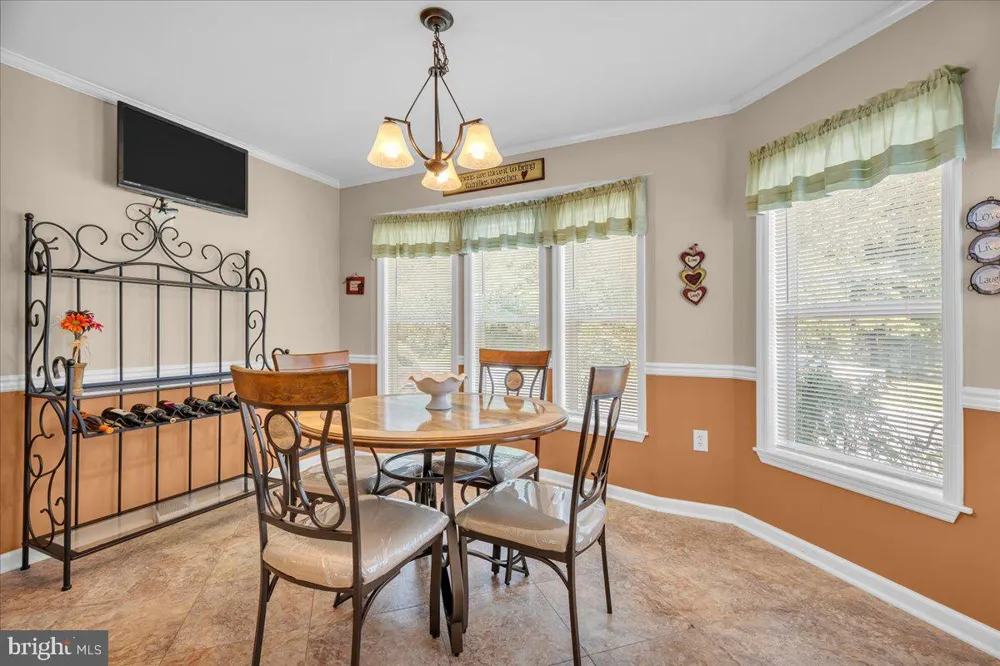 2003 BURLINGTON CIRCLE Williamstown, NJ 08094