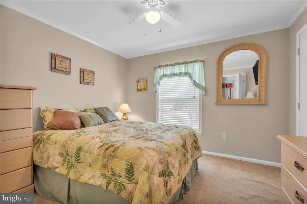 2003 BURLINGTON CIRCLE Williamstown, NJ 08094