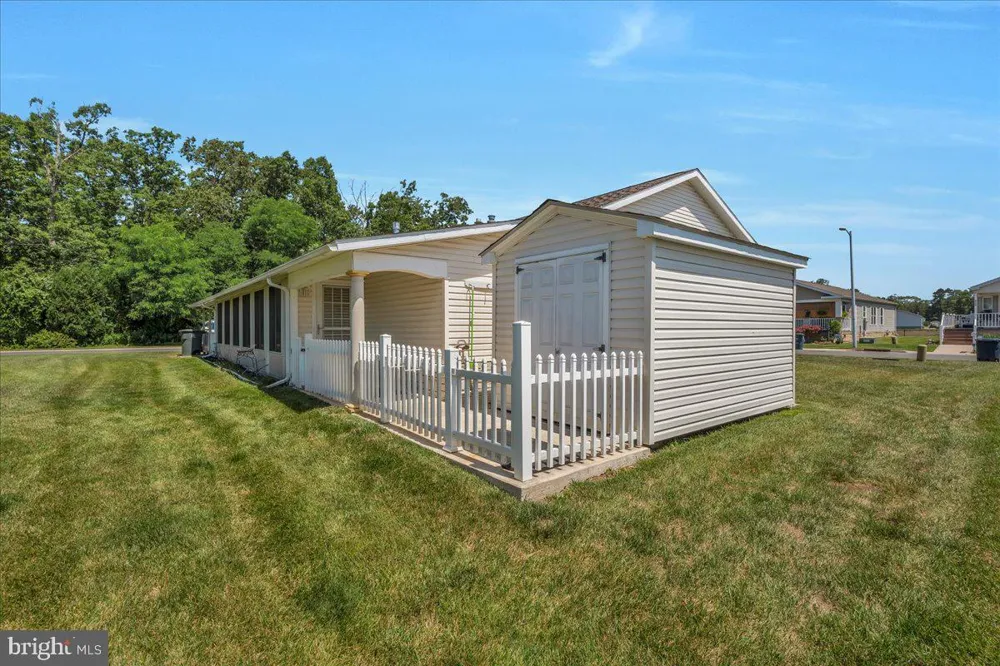 2003 BURLINGTON CIRCLE Williamstown, NJ 08094