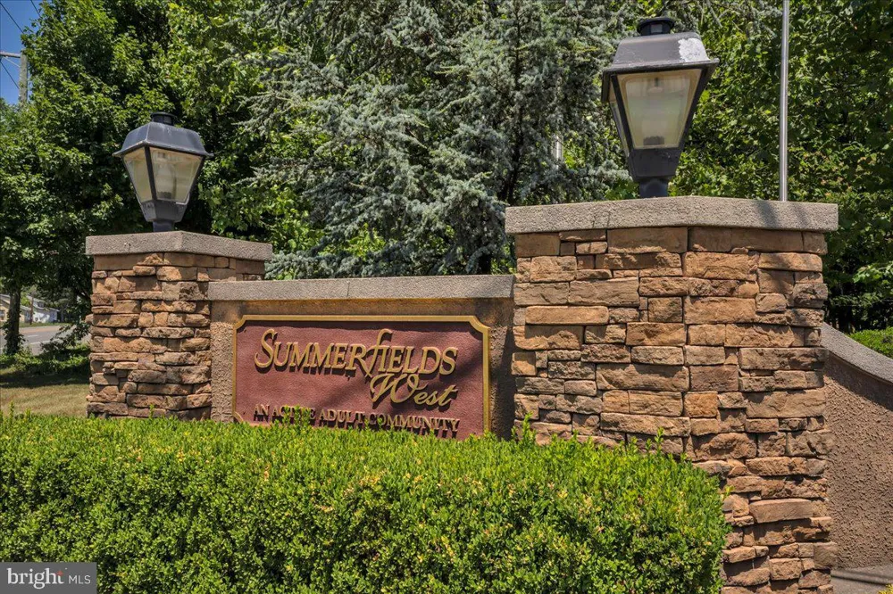 2003 BURLINGTON CIRCLE Williamstown, NJ 08094