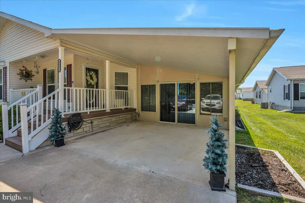 2003 BURLINGTON CIRCLE Williamstown, NJ 08094