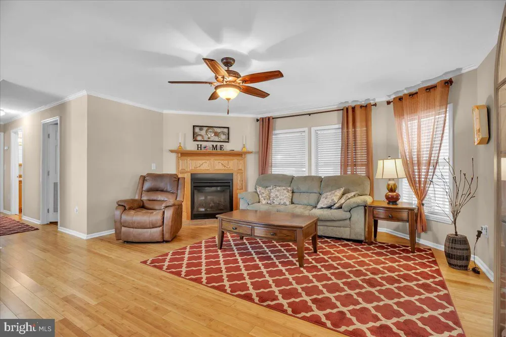 2003 BURLINGTON CIRCLE Williamstown, NJ 08094