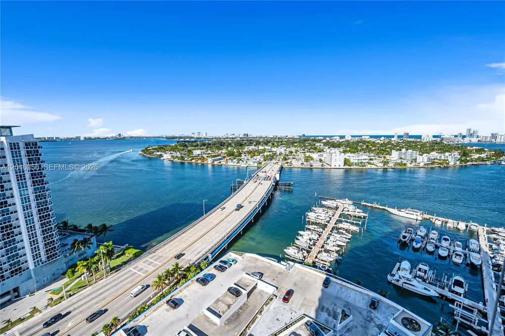 7601 E Treasure Dr #2412 North Bay Village, FL 33141