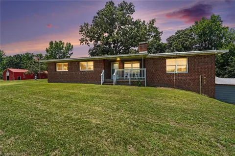 5529 Hollow Hill Road