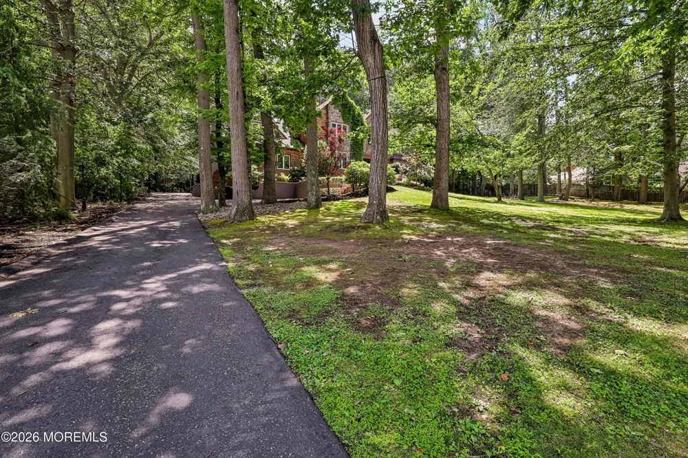 827 Holmdel Road Holmdel, NJ 07733