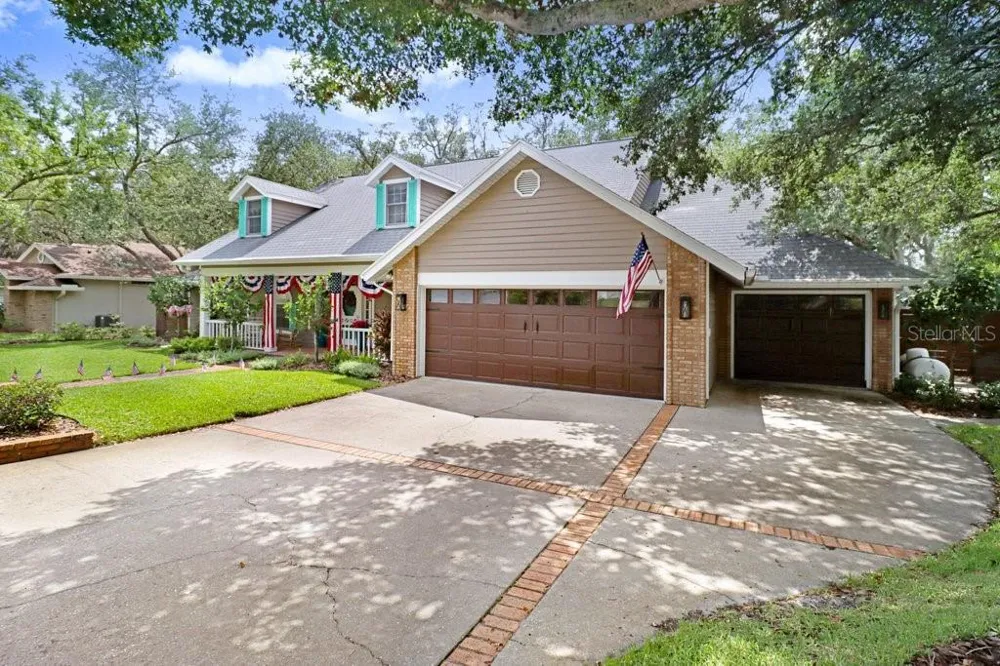 1976 DUNLOE CIRCLE Dunedin, FL 34698