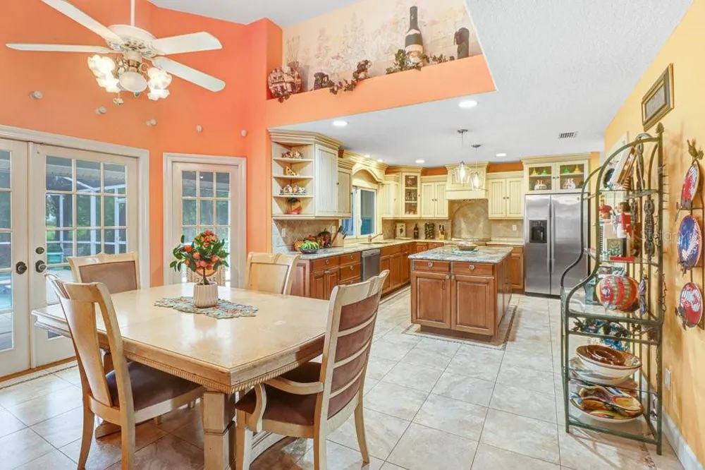 1976 DUNLOE CIRCLE Dunedin, FL 34698