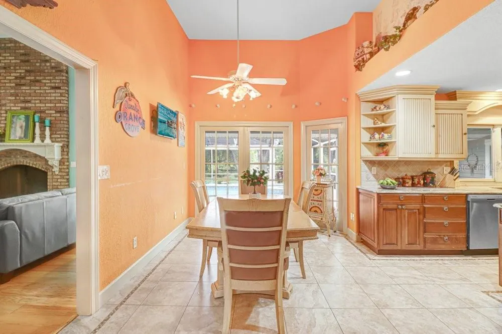 1976 DUNLOE CIRCLE Dunedin, FL 34698