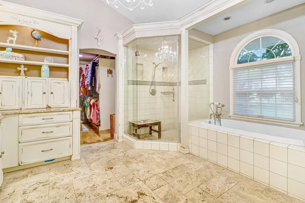 1976 DUNLOE CIRCLE Dunedin, FL 34698