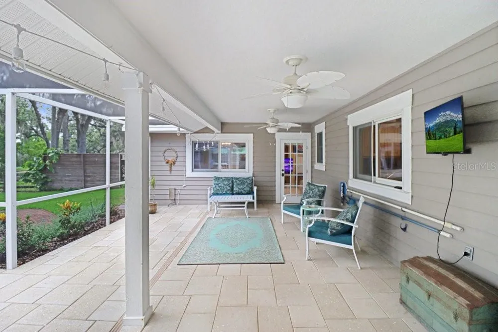 1976 DUNLOE CIRCLE Dunedin, FL 34698