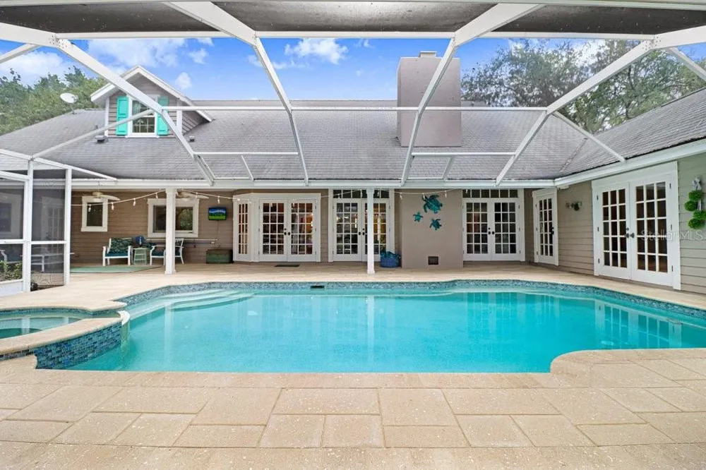 1976 DUNLOE CIRCLE Dunedin, FL 34698