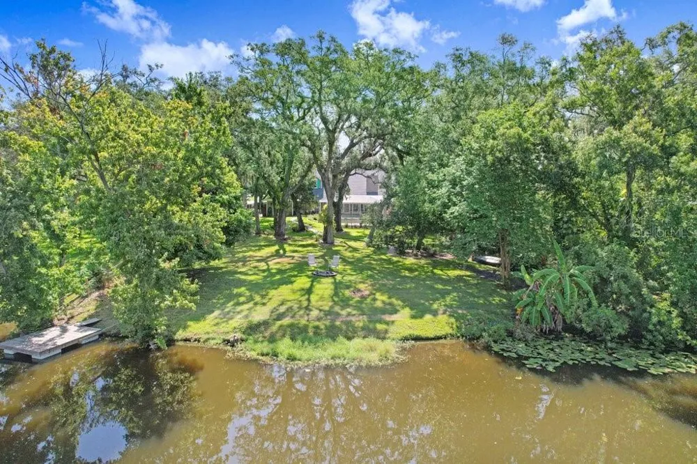 1976 DUNLOE CIRCLE Dunedin, FL 34698