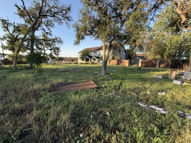 1125 Lakeshore Drive Canyon Lake, TX 78133
