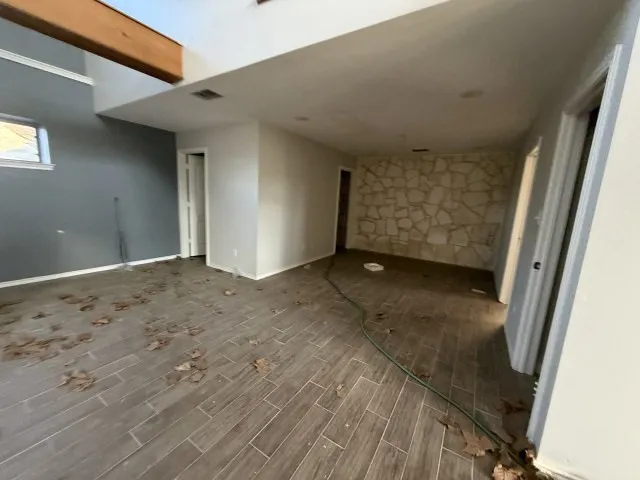 1125 Lakeshore Drive Canyon Lake, TX 78133