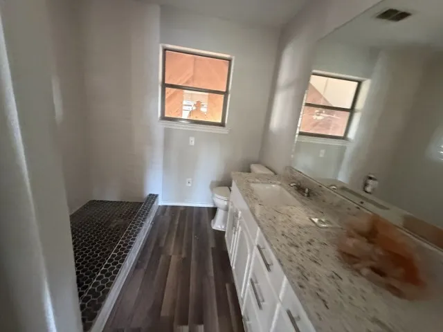 1125 Lakeshore Drive Canyon Lake, TX 78133