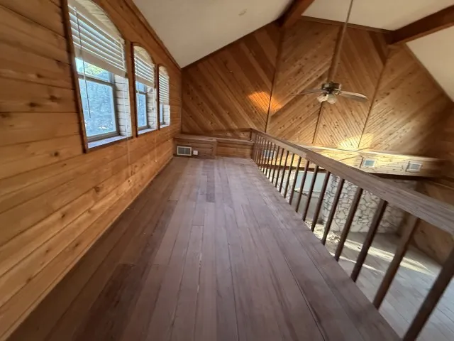 1125 Lakeshore Drive Canyon Lake, TX 78133