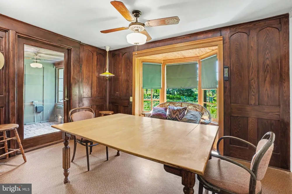 555 STUDEBAKER LANE New Oxford, PA 17350