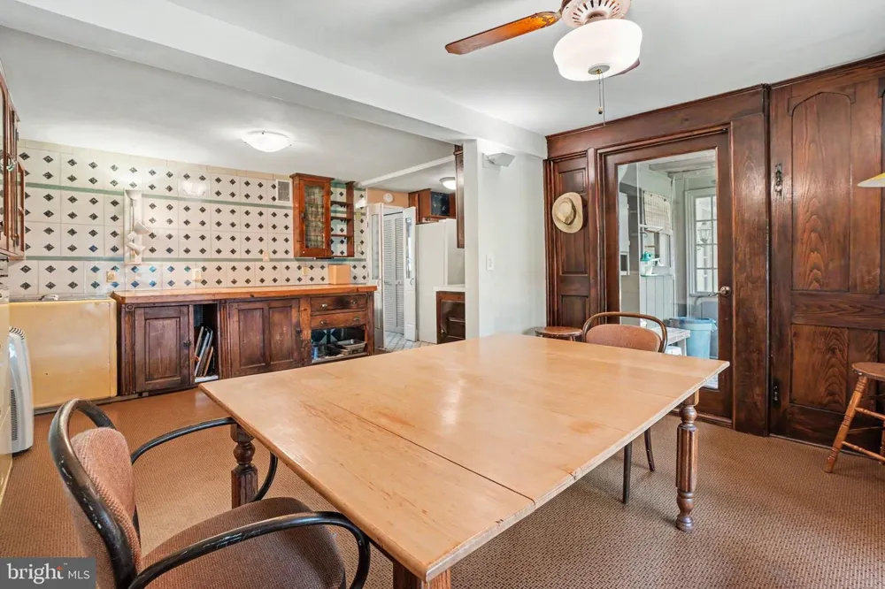 555 STUDEBAKER LANE New Oxford, PA 17350