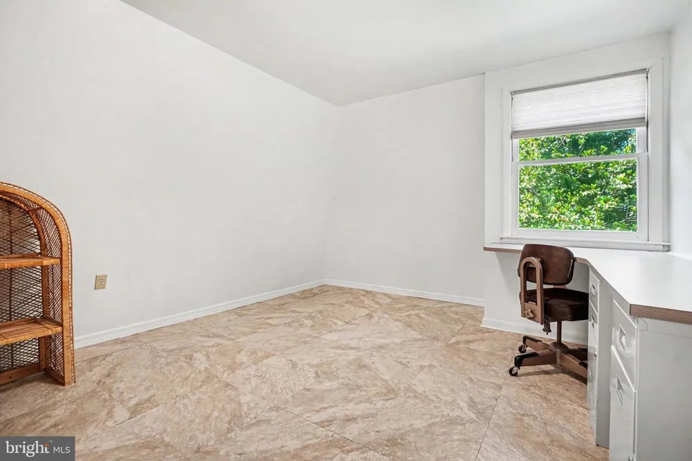 555 STUDEBAKER LANE New Oxford, PA 17350