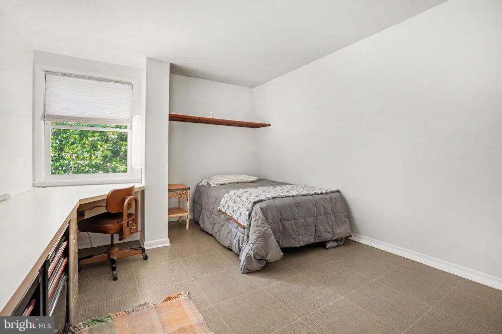 555 STUDEBAKER LANE New Oxford, PA 17350