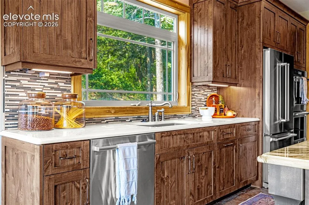 5596 Osage Way Larkspur, CO 80118