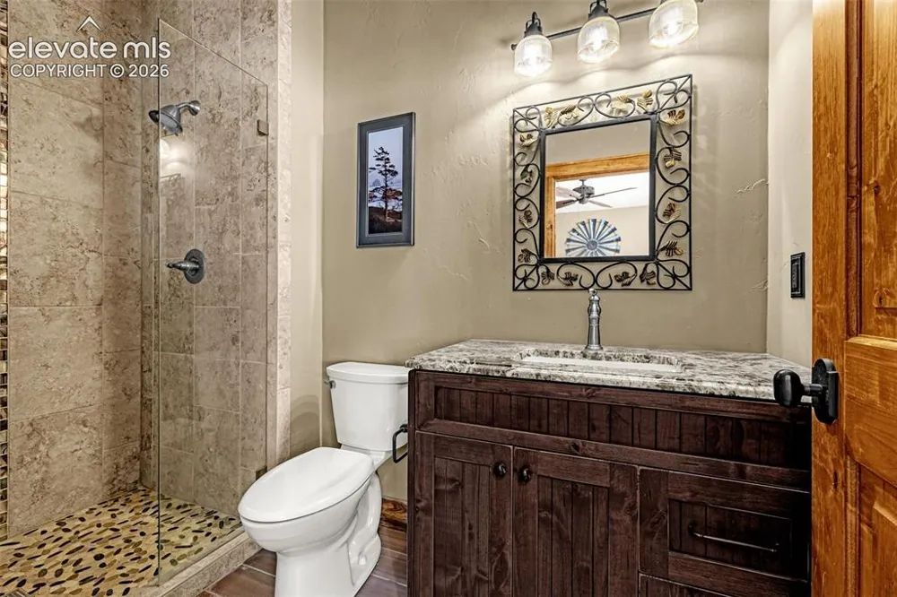 5596 Osage Way Larkspur, CO 80118