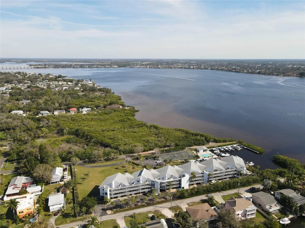 515 LEFFINGWELL AVENUE #116 Ellenton, FL 34222