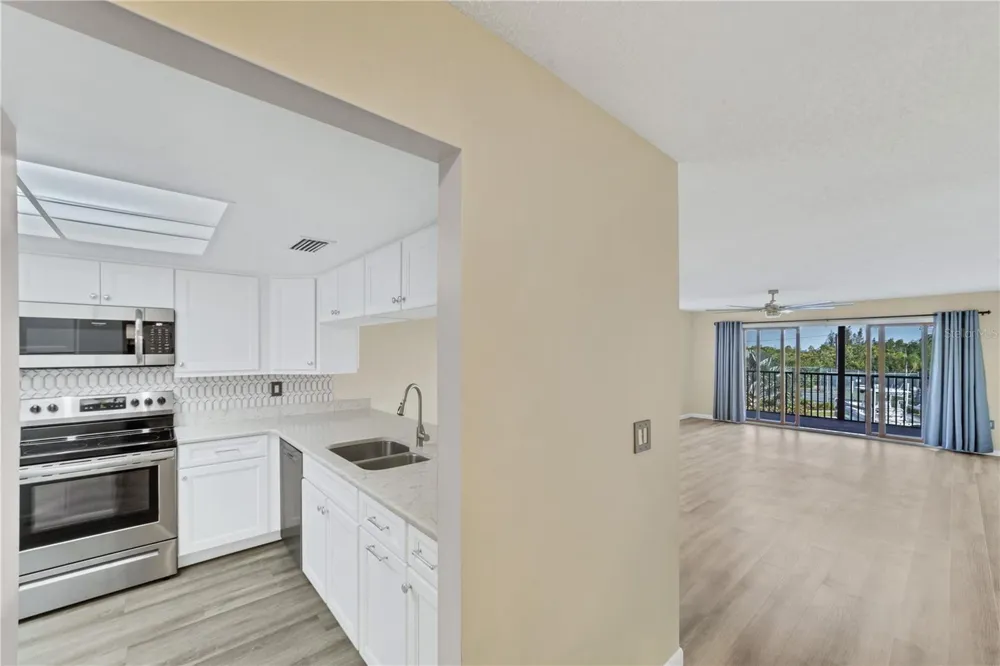 515 LEFFINGWELL AVENUE #116 Ellenton, FL 34222