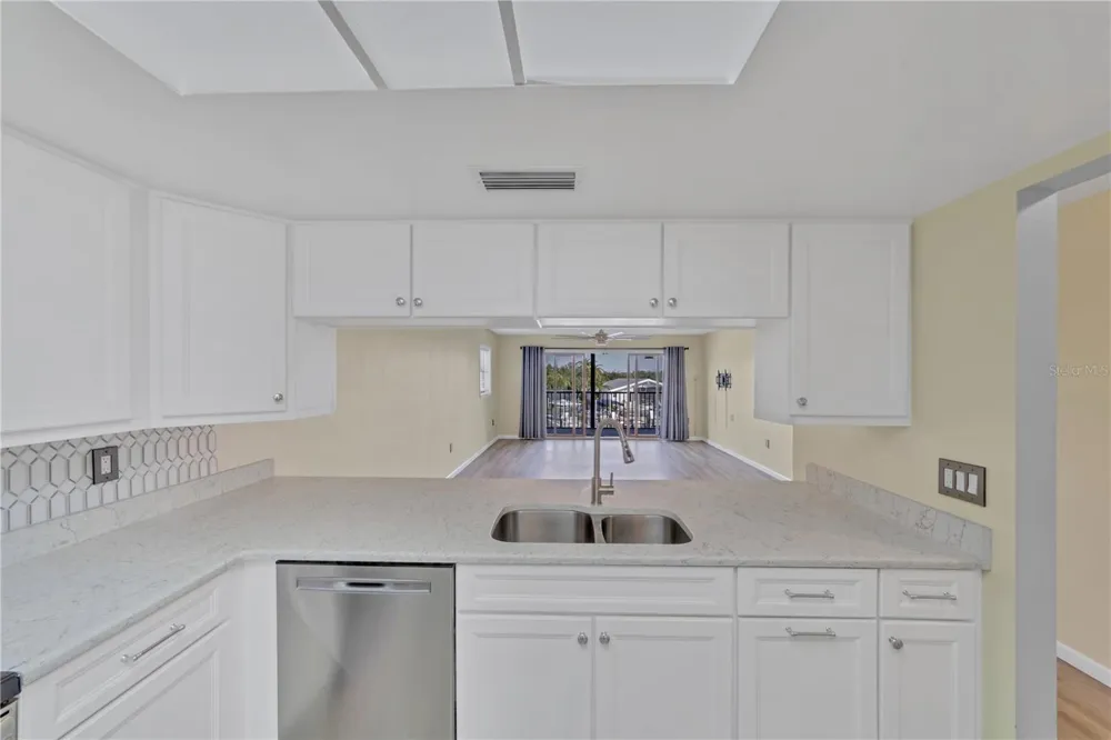 515 LEFFINGWELL AVENUE #116 Ellenton, FL 34222