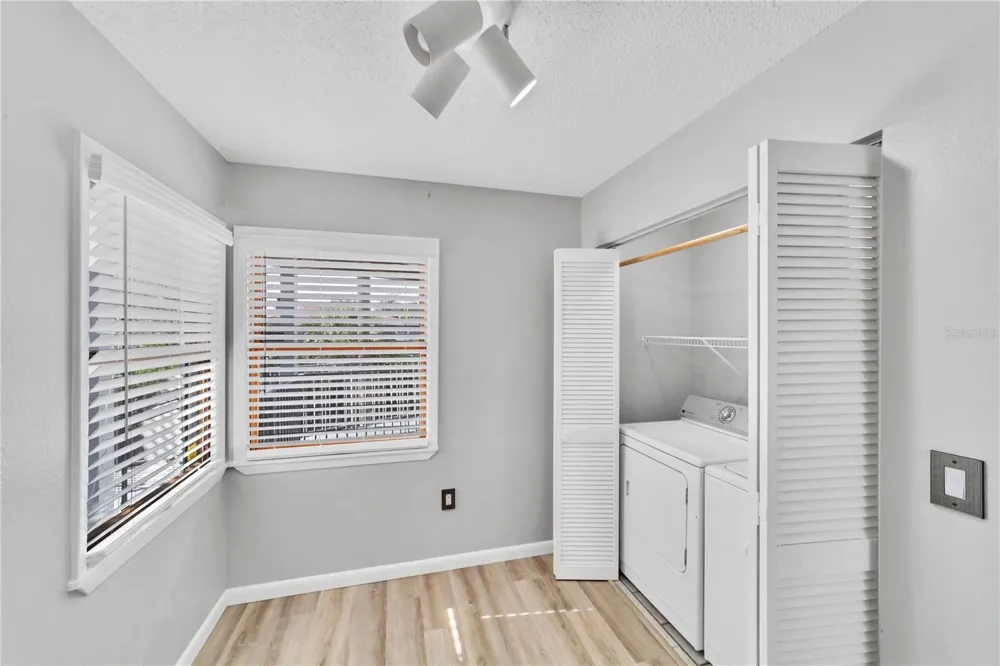 515 LEFFINGWELL AVENUE #116 Ellenton, FL 34222