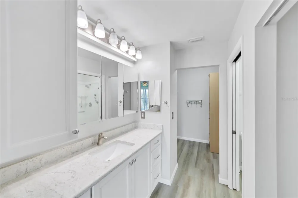 515 LEFFINGWELL AVENUE #116 Ellenton, FL 34222