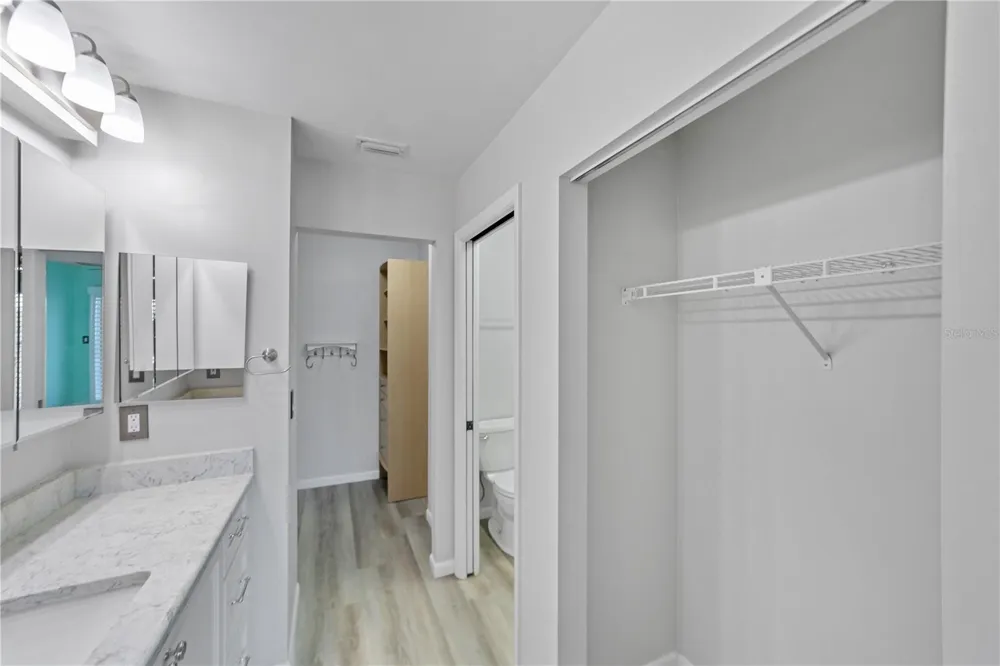 515 LEFFINGWELL AVENUE #116 Ellenton, FL 34222