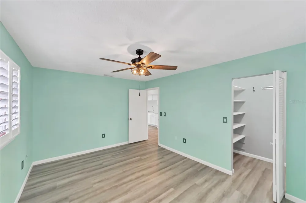 515 LEFFINGWELL AVENUE #116 Ellenton, FL 34222