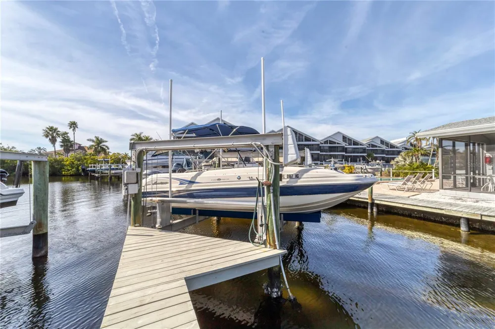 515 LEFFINGWELL AVENUE #116 Ellenton, FL 34222