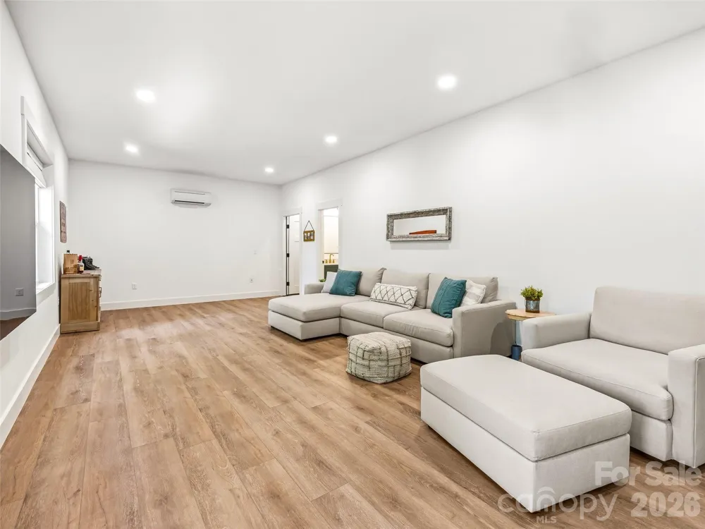 181 Byron Forest Drive Horse Shoe, NC 28742