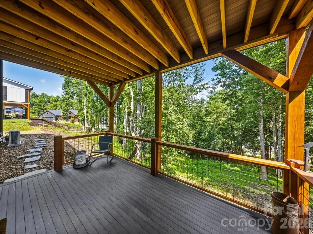 181 Byron Forest Drive Horse Shoe, NC 28742