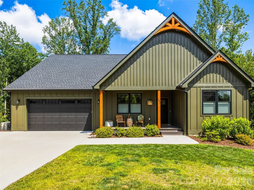 181 Byron Forest Drive Horse Shoe, NC 28742