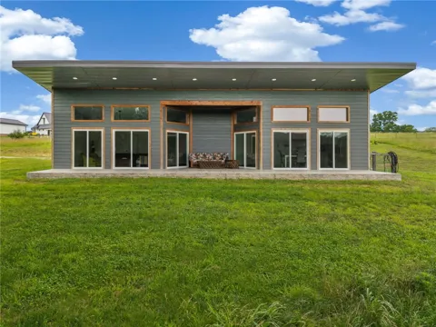 125 River Run Road
