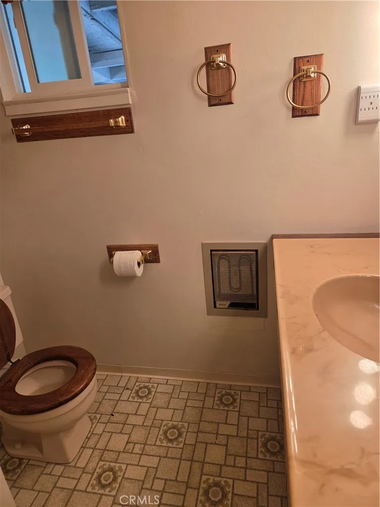 10498 Redwood Road Loch Lomond, CA 95426