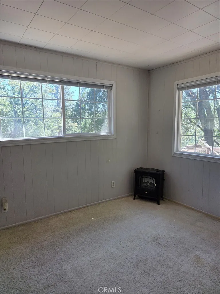10498 Redwood Road Loch Lomond, CA 95426
