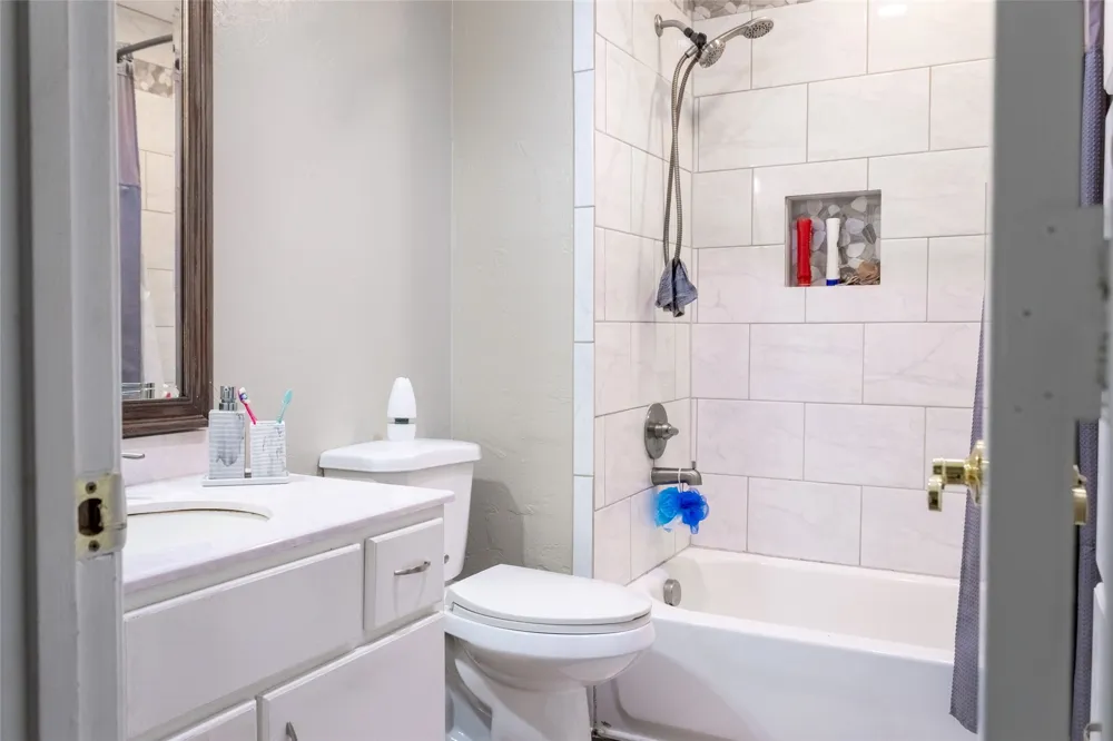 315 Dow Ross Boulevard Duncanville, TX 75116