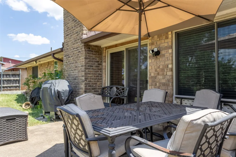 315 Dow Ross Boulevard Duncanville, TX 75116